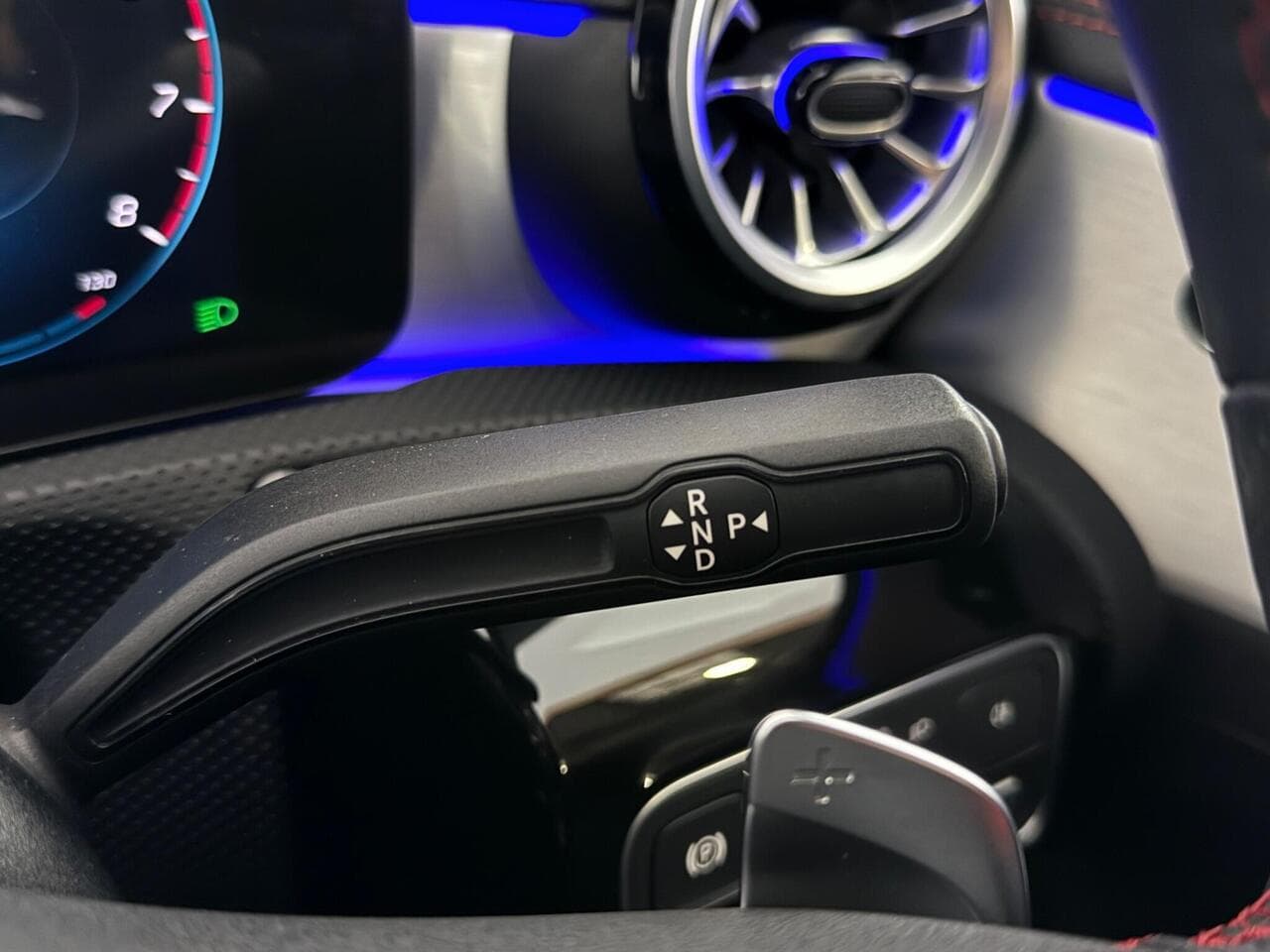 Mercedes-Benz CLA thumbnail Misc Controls