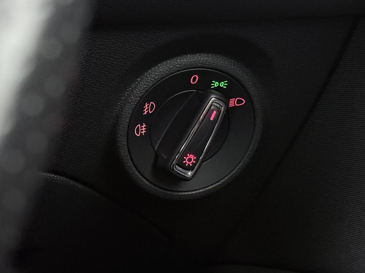SEAT Leon thumbnail Inconclusive