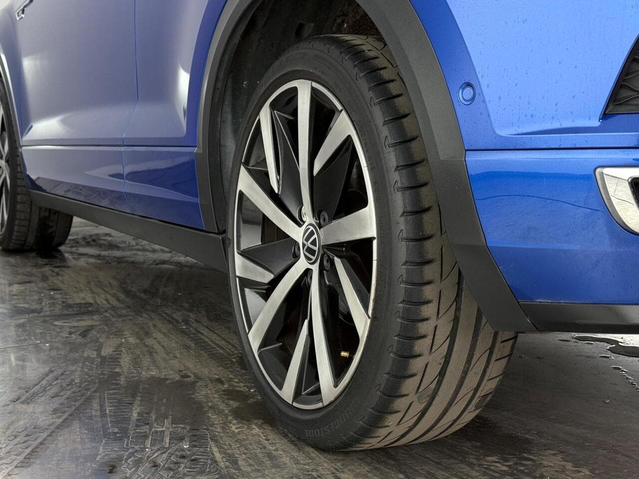 Volkswagen T-Roc thumbnail Wheel