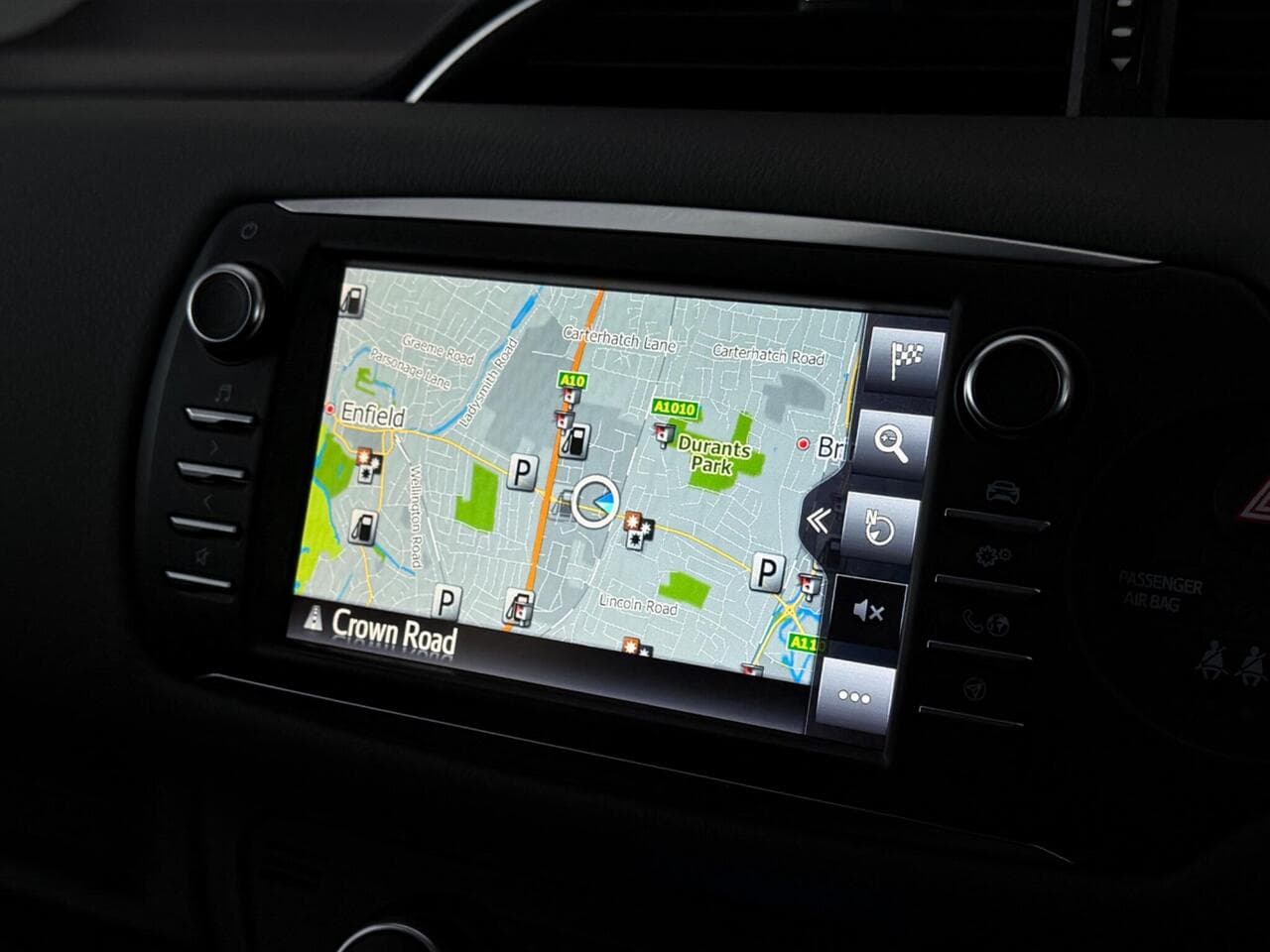 Toyota Yaris thumbnail Infotainment System