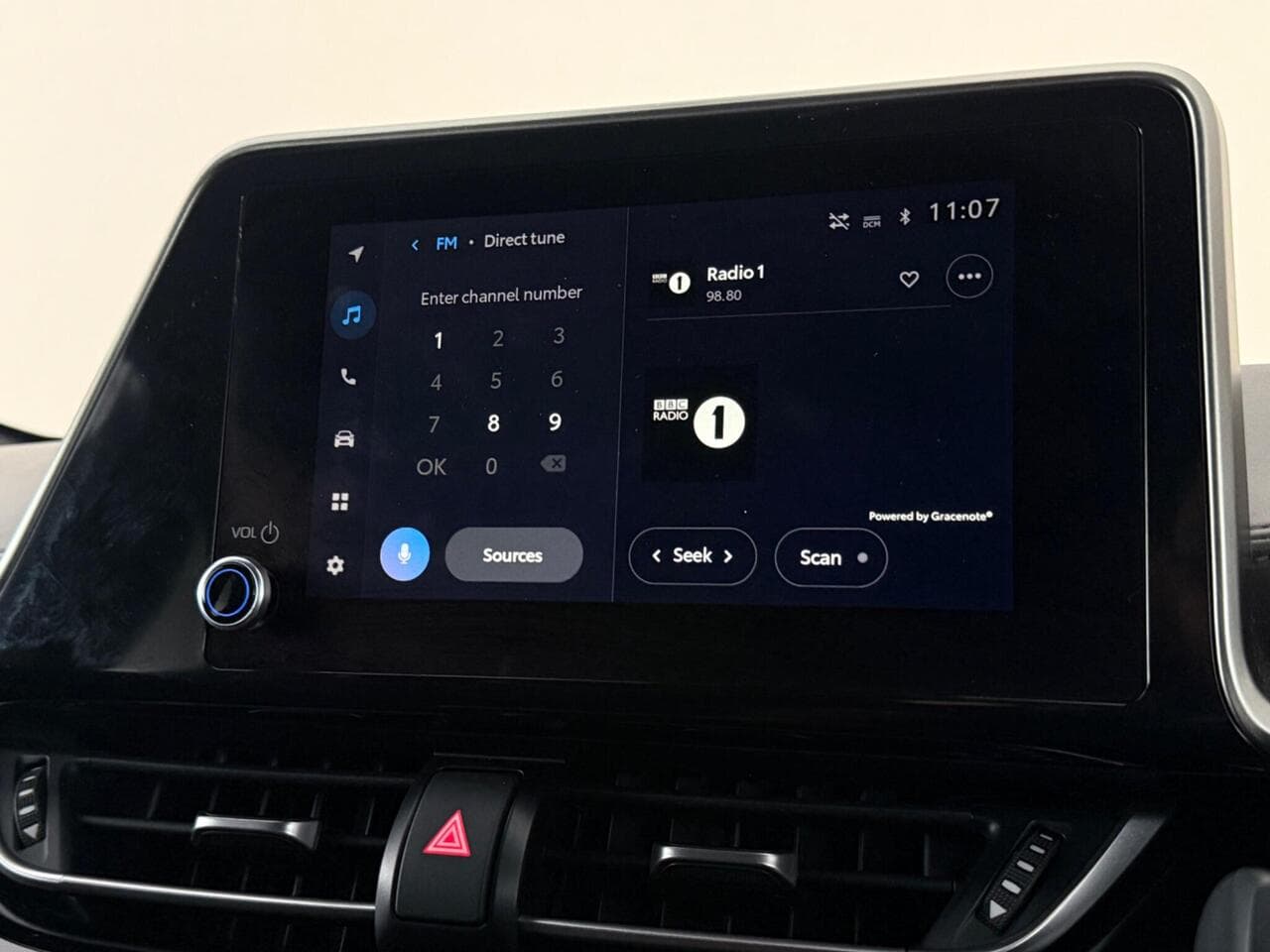 Toyota C-HR thumbnail Infotainment System