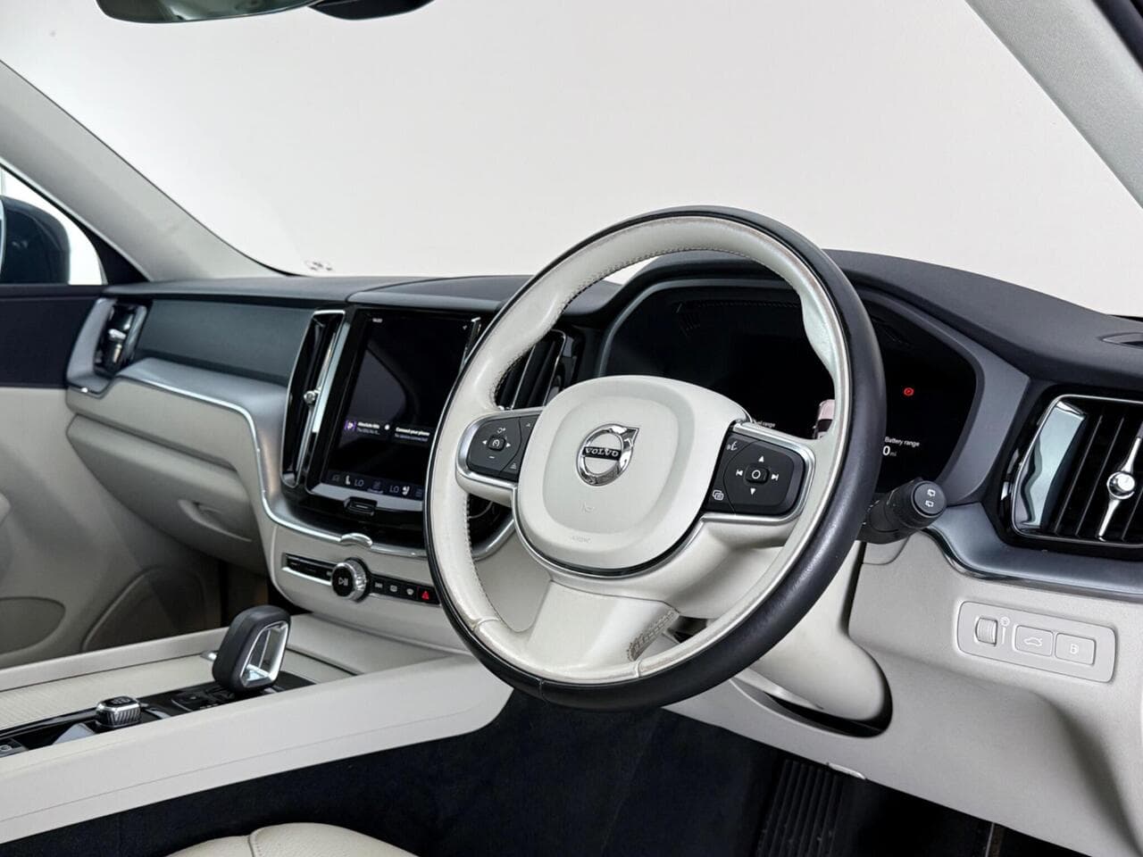 Volvo XC60 thumbnail Interior Front
