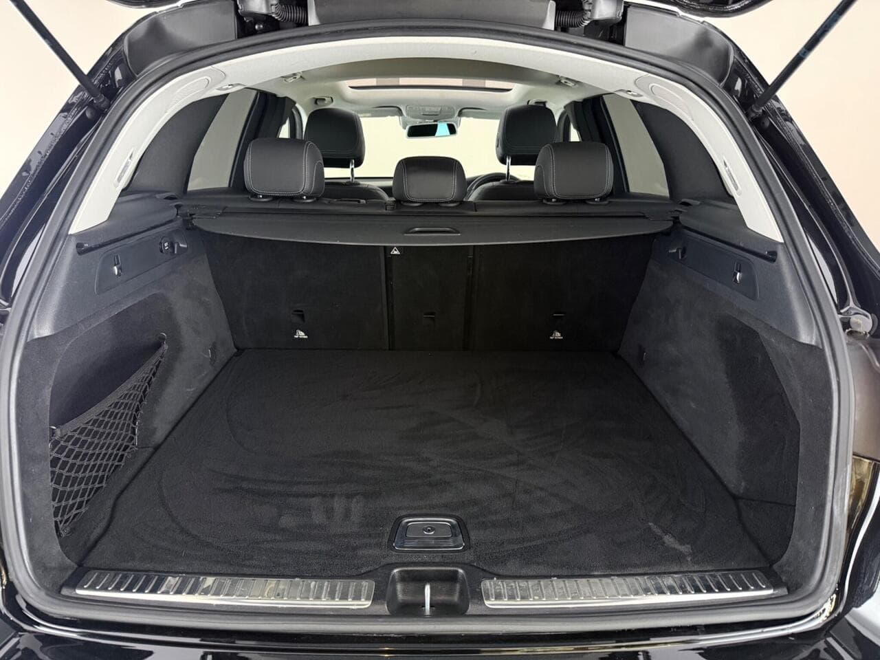 Mercedes-Benz GLC thumbnail Boot