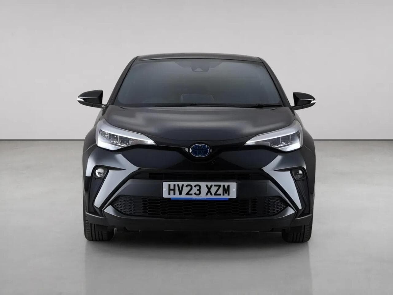 Toyota C-HR thumbnail Front