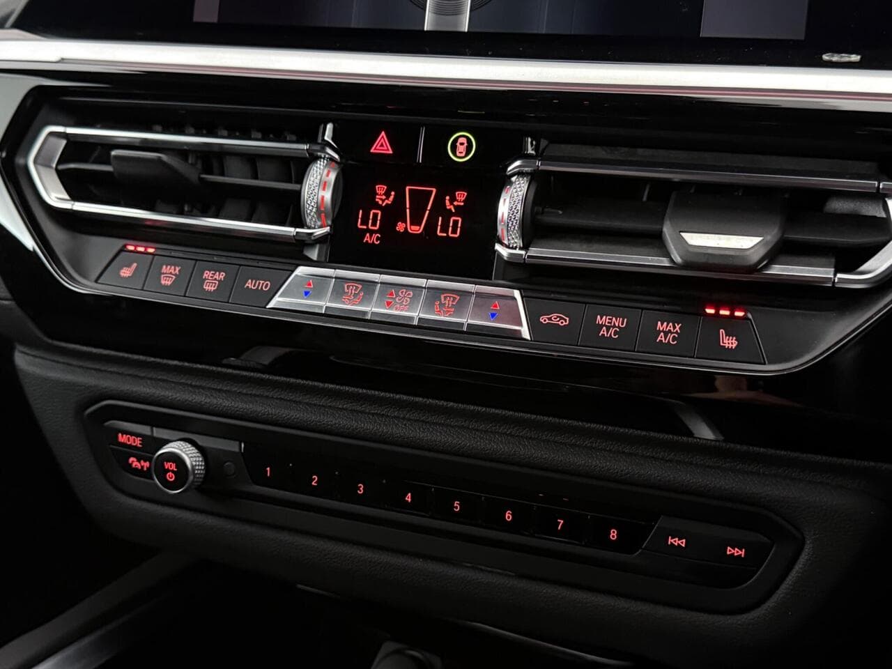 BMW Z4 thumbnail Infotainment System