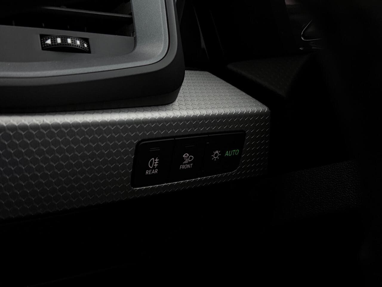Audi A1 thumbnail Misc Controls