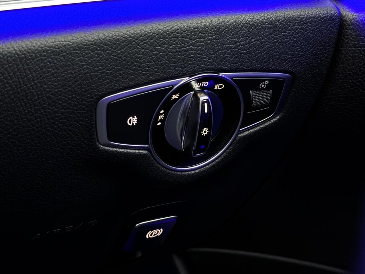 Mercedes-Benz E Class thumbnail Misc Controls