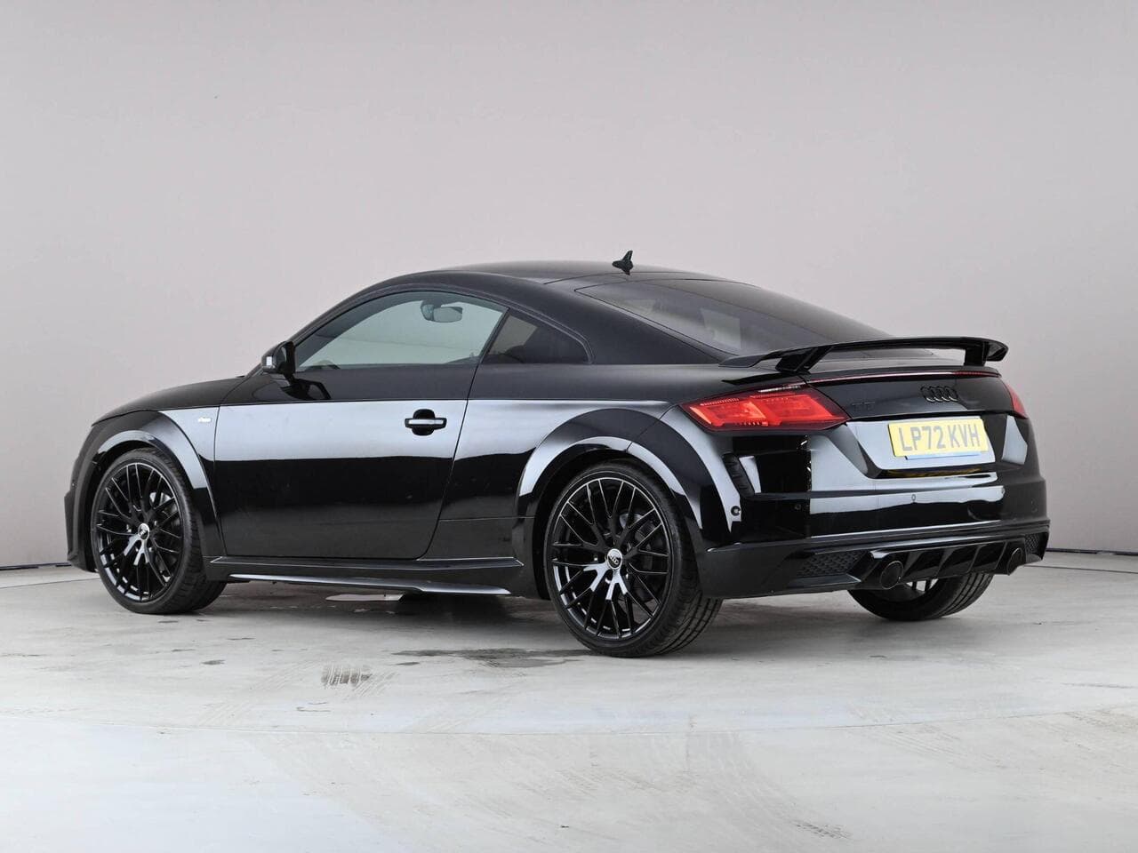 Audi TT thumbnail Rear Left
