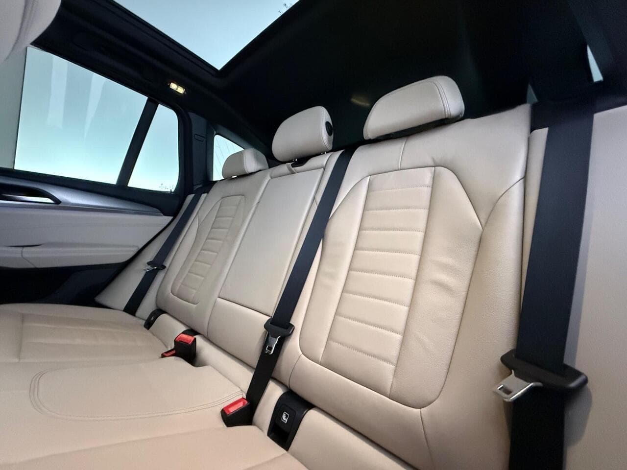 BMW X3 thumbnail Seats Rear