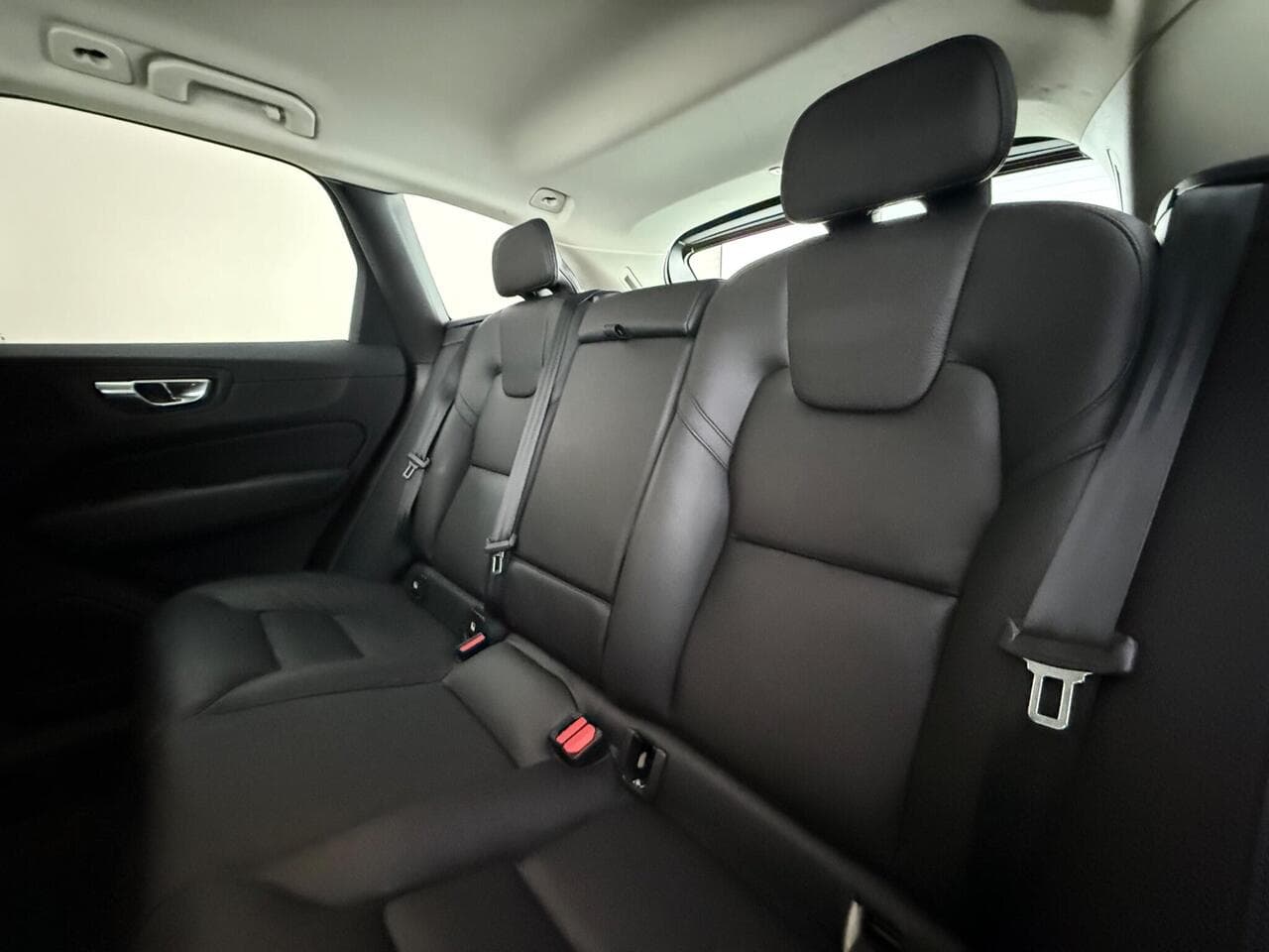 Volvo XC60 thumbnail Seats Rear
