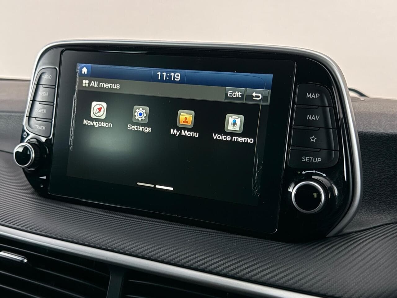 Hyundai TUCSON thumbnail Infotainment System