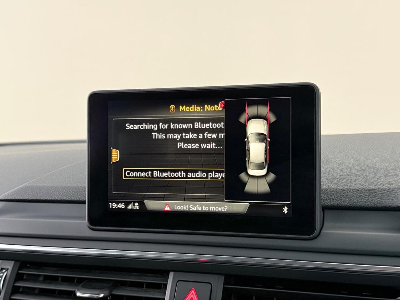 Audi A4 thumbnail Infotainment System