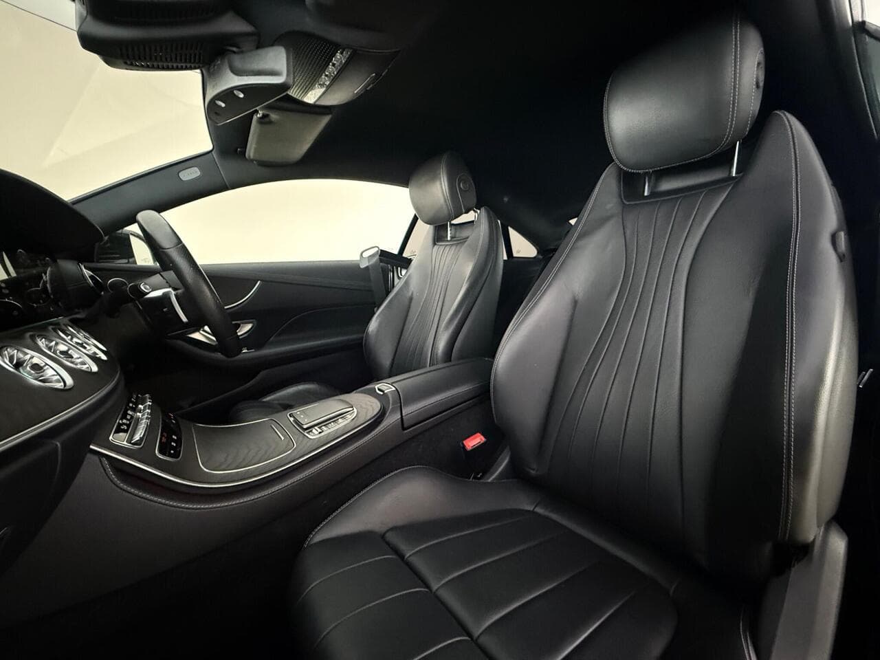 Mercedes-Benz E Class thumbnail Seat Front Passenger