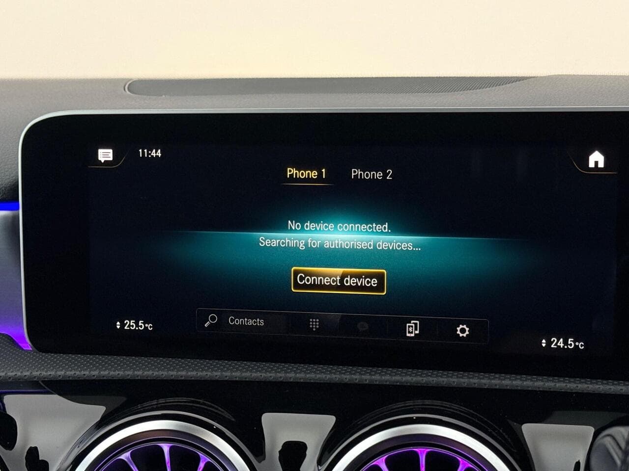 Mercedes-Benz A Class thumbnail Infotainment System