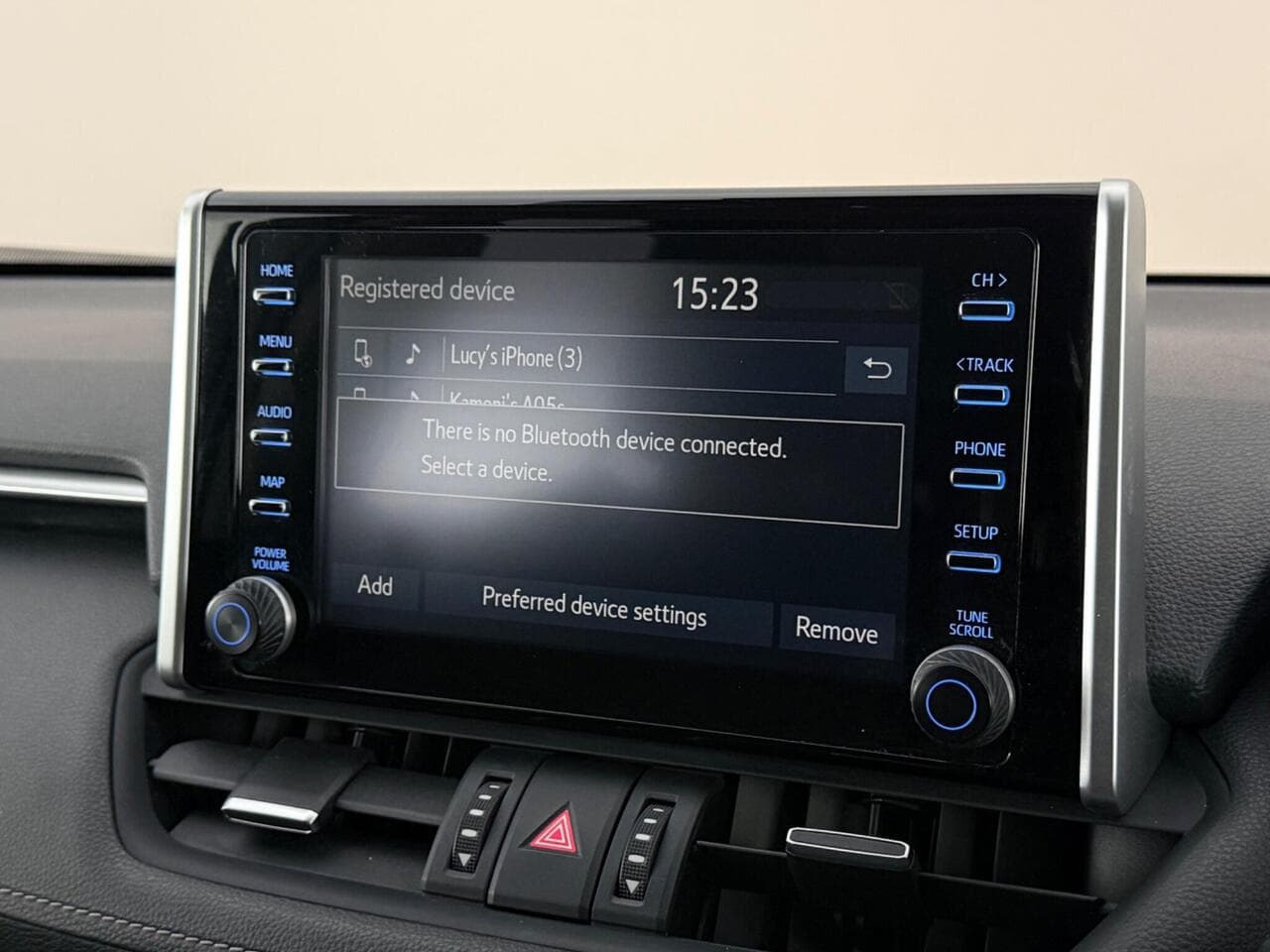 Toyota RAV4 thumbnail Infotainment System