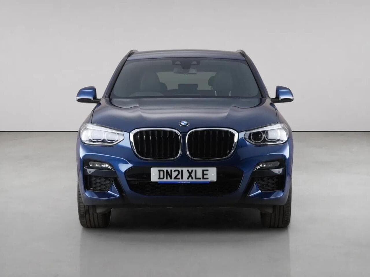 BMW X3 thumbnail Front