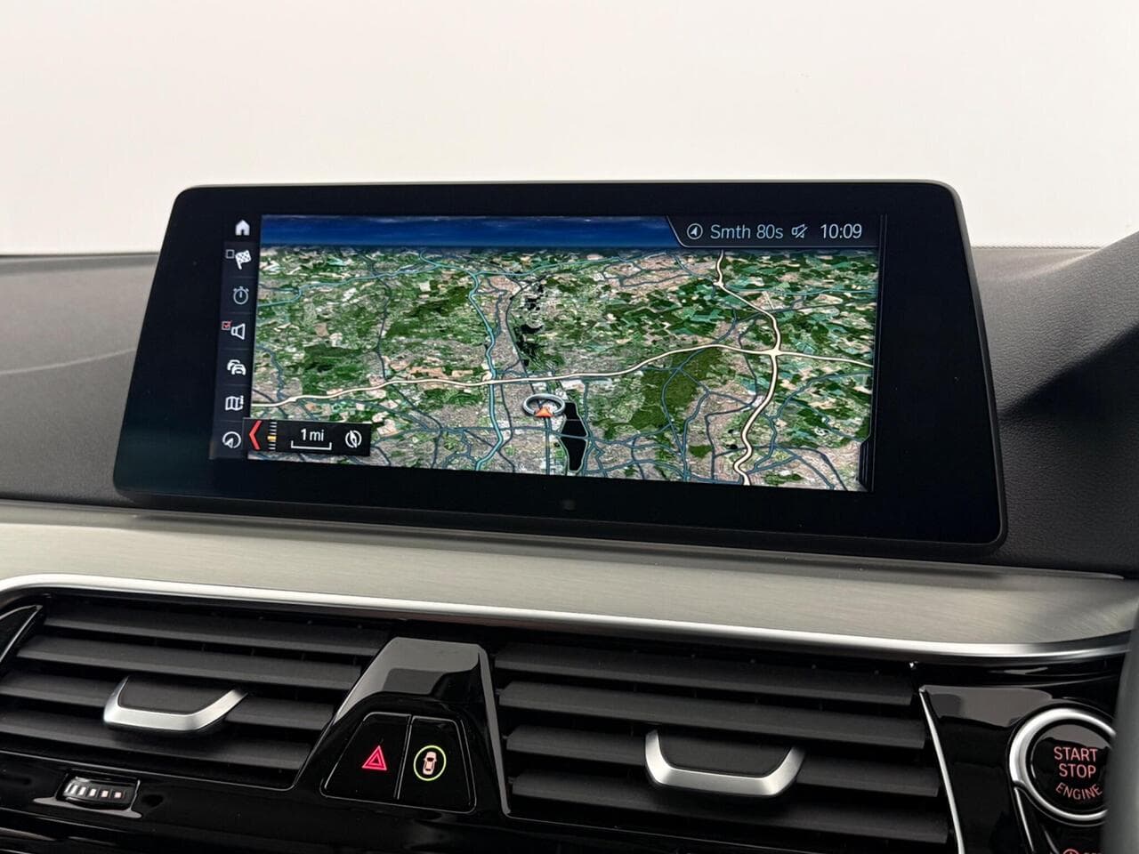 BMW 5 Series thumbnail Infotainment System