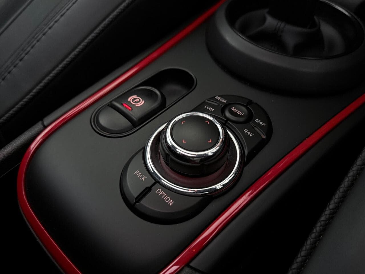 MINI Countryman thumbnail Misc Controls