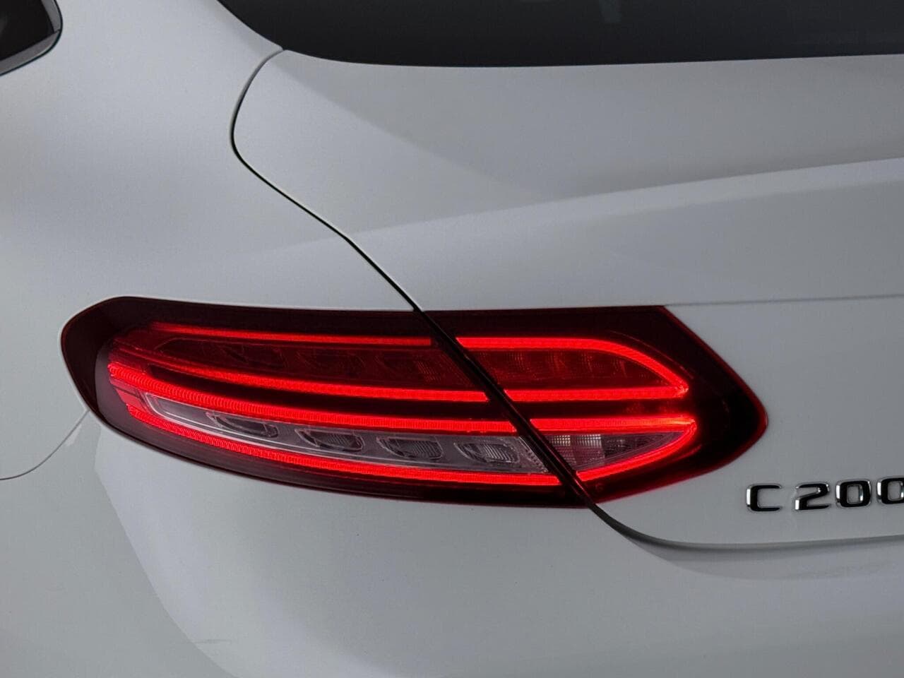 Mercedes-Benz C Class thumbnail Lights Rear