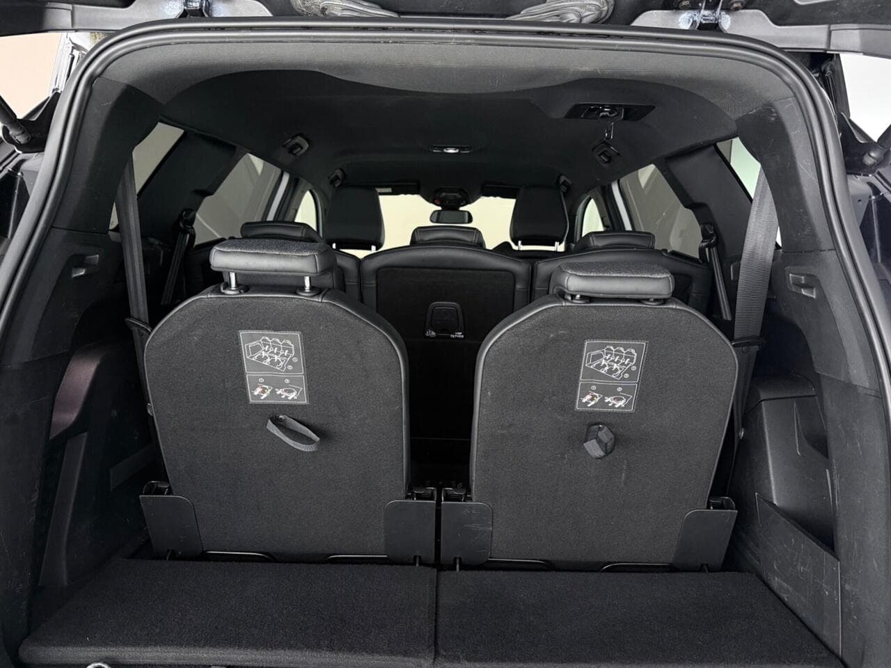 Peugeot 5008 thumbnail Boot