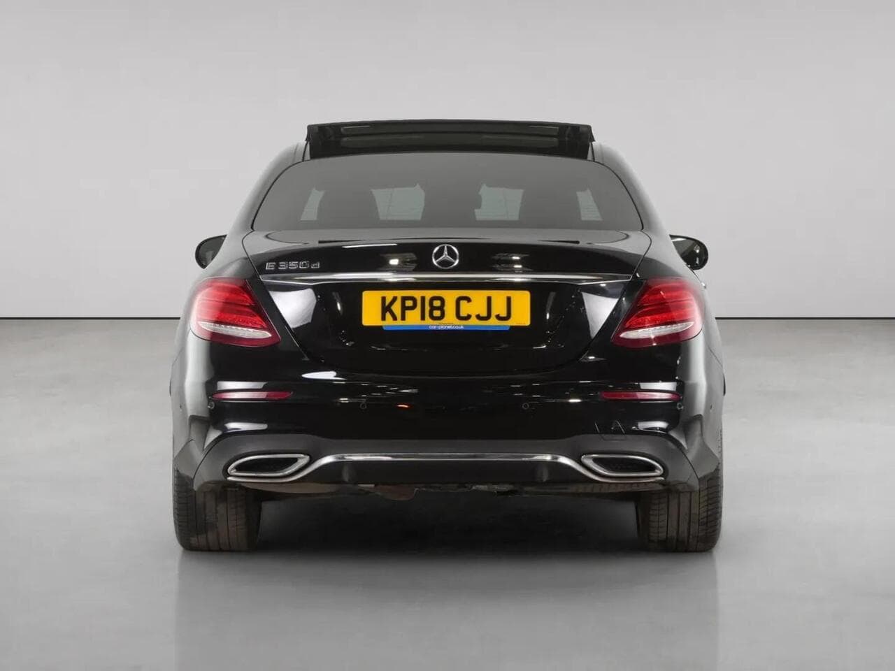 Mercedes-Benz E Class thumbnail Rear