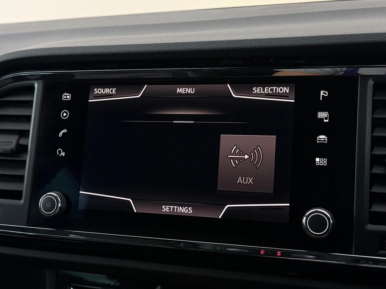 SEAT Ateca thumbnail Infotainment System