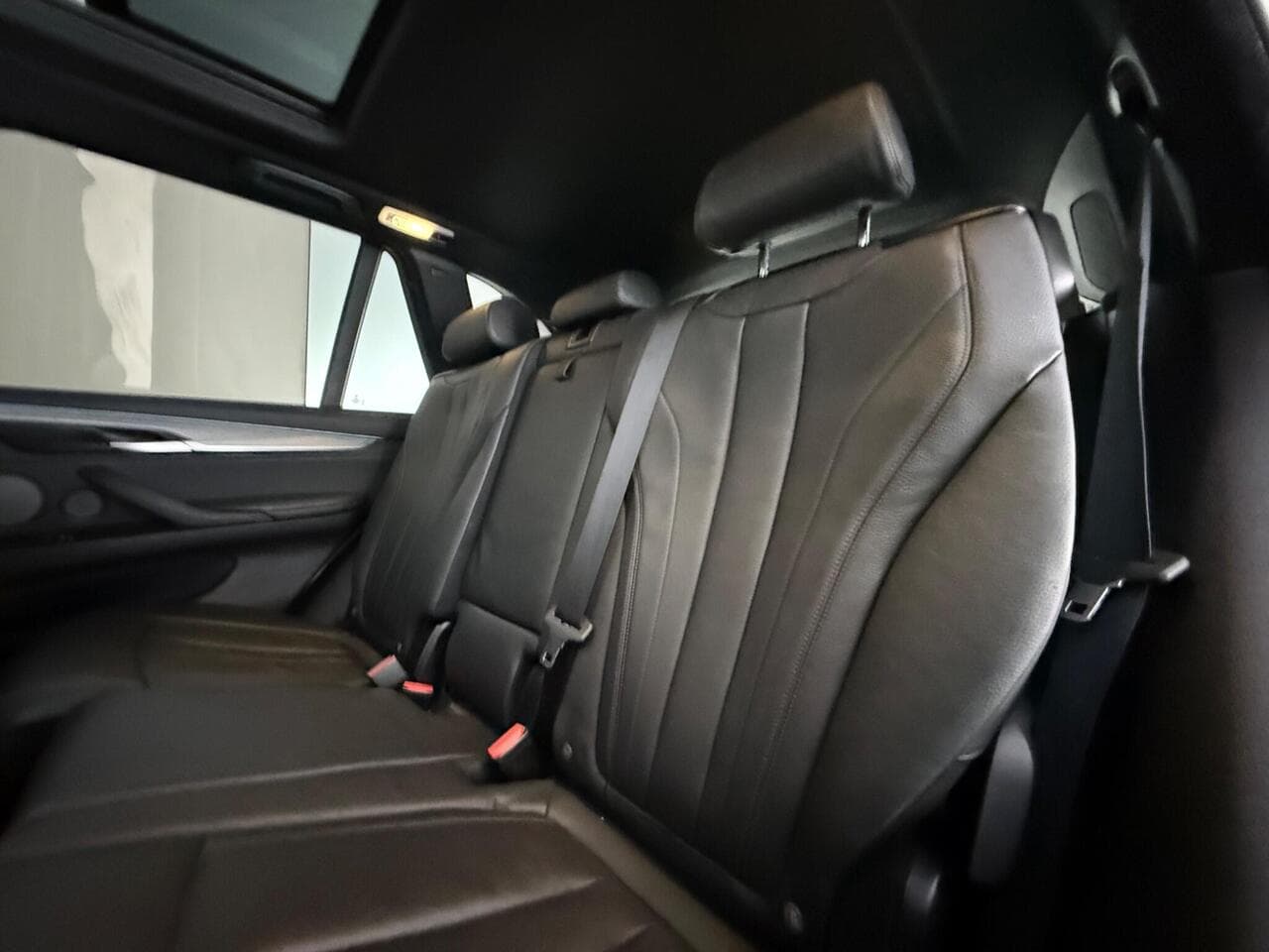 BMW X5 thumbnail Seats Rear