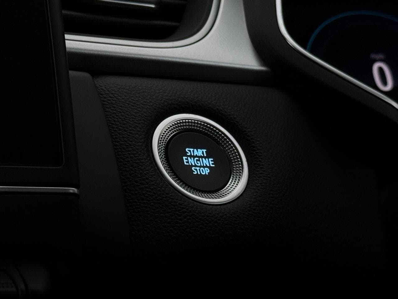 Renault Captur thumbnail Misc Controls