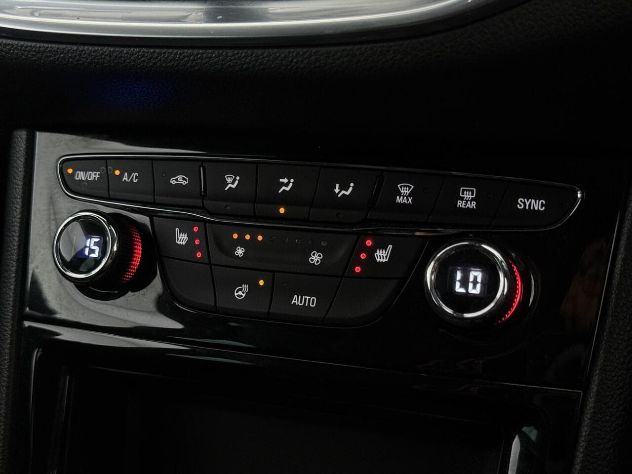 Vauxhall Astra thumbnail Misc Controls