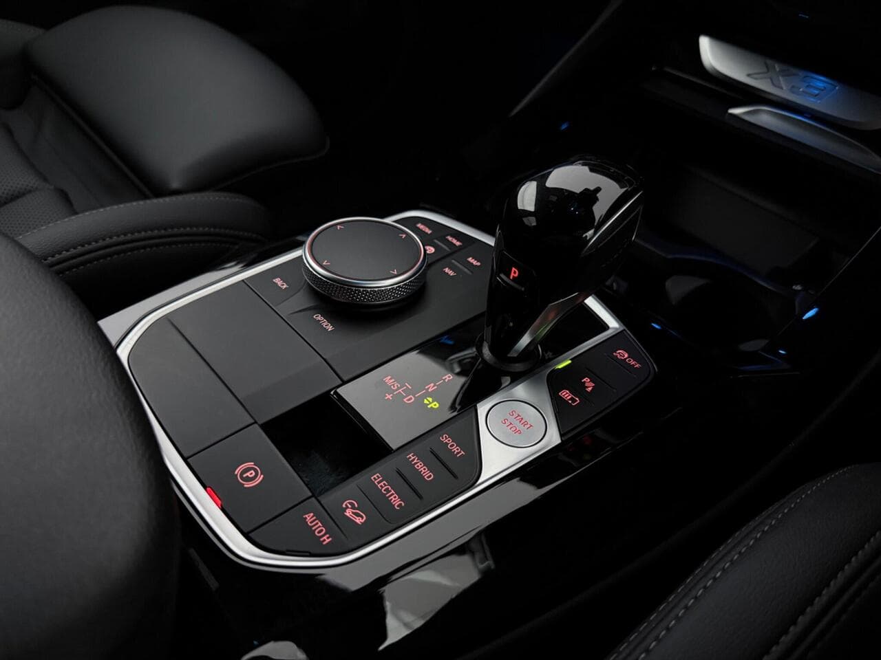 BMW X3 thumbnail Interior Front