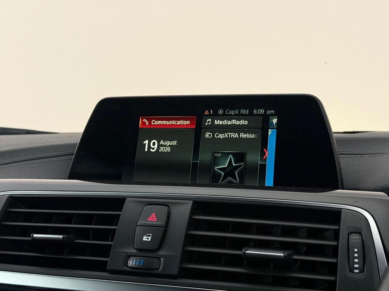 BMW 4 Series thumbnail Infotainment System