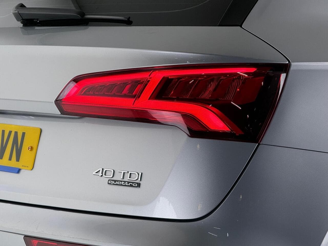 Audi Q5 thumbnail Lights Rear