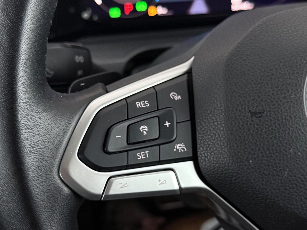 Volkswagen Golf thumbnail Misc Controls