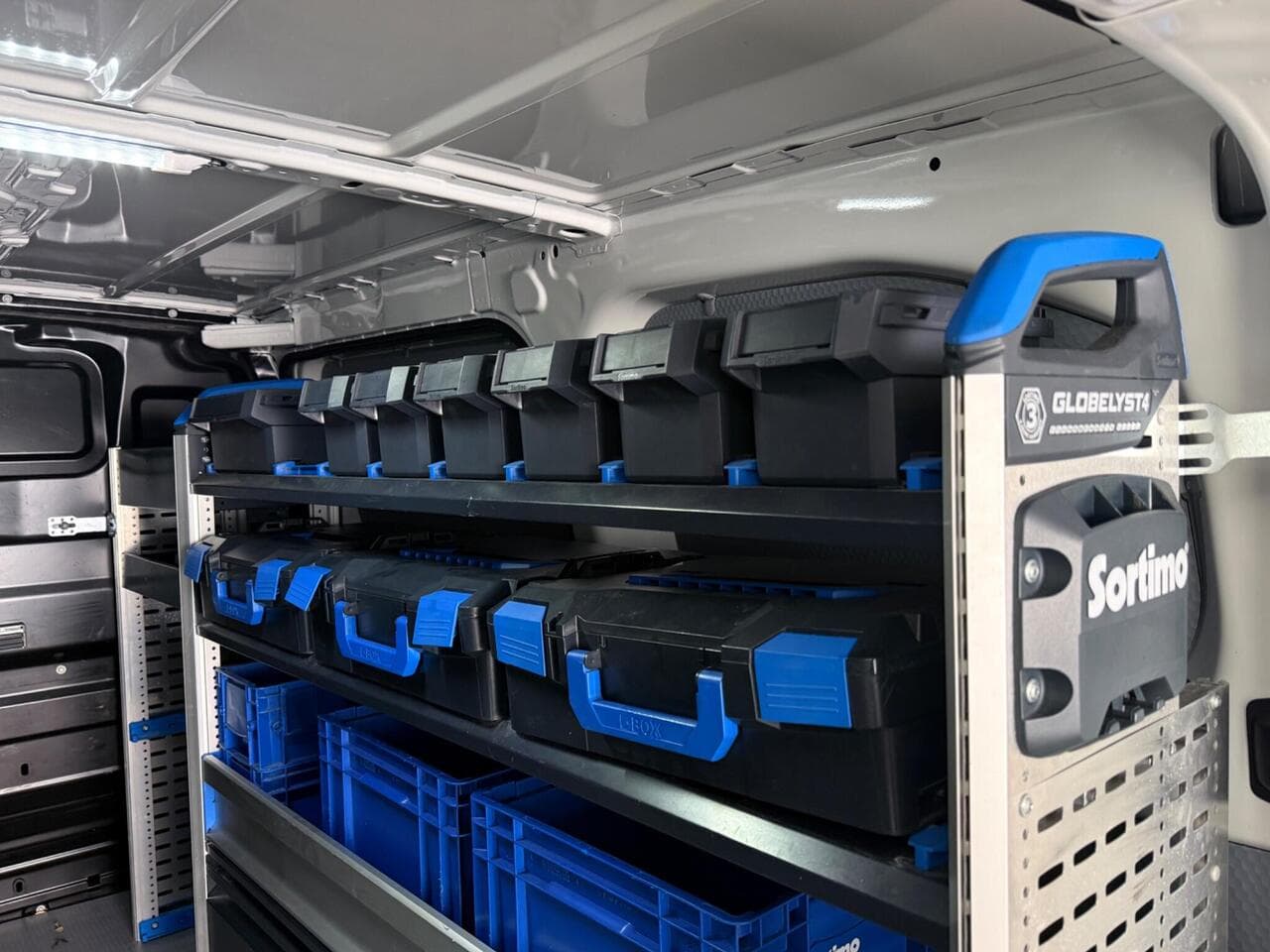 Citroen Dispatch thumbnail Cargo Space