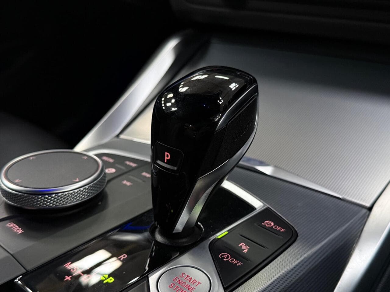 BMW 3 Series thumbnail Interior Front