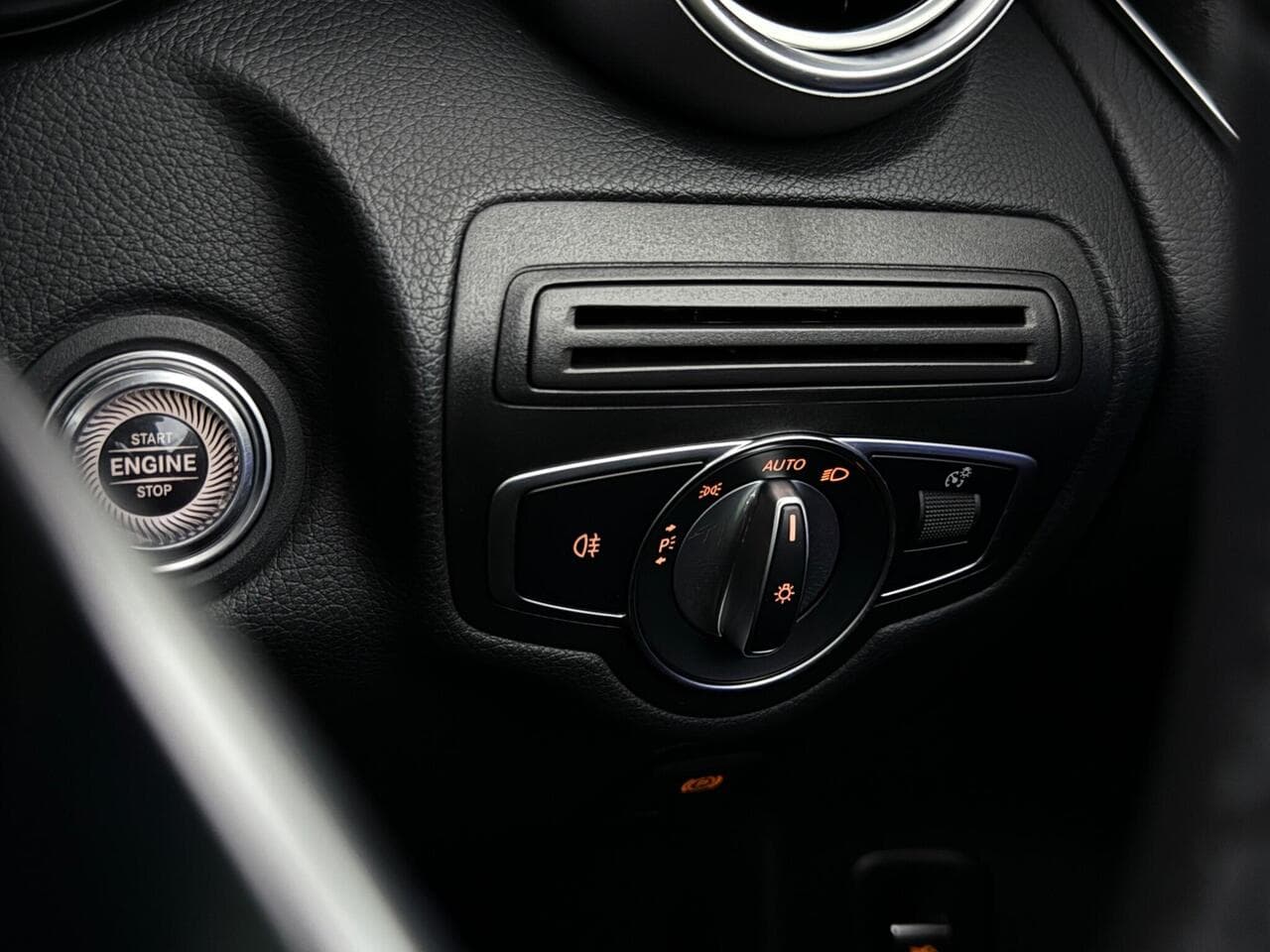 Mercedes-Benz GLC thumbnail Misc Controls