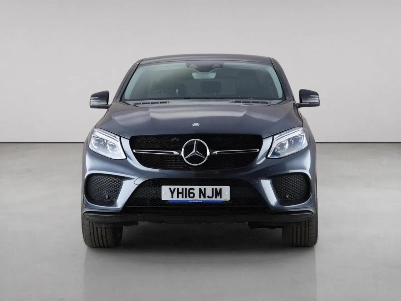 Mercedes-Benz GLE thumbnail Front