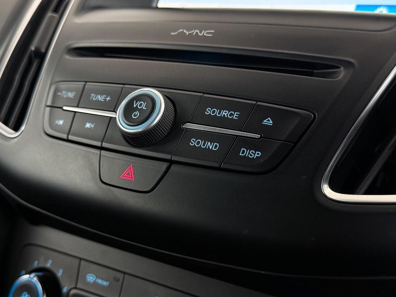 Ford Focus thumbnail Misc Controls