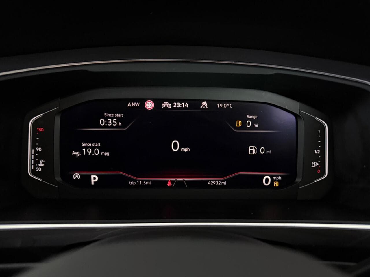 Volkswagen Tiguan Allspace thumbnail Driver Instruments