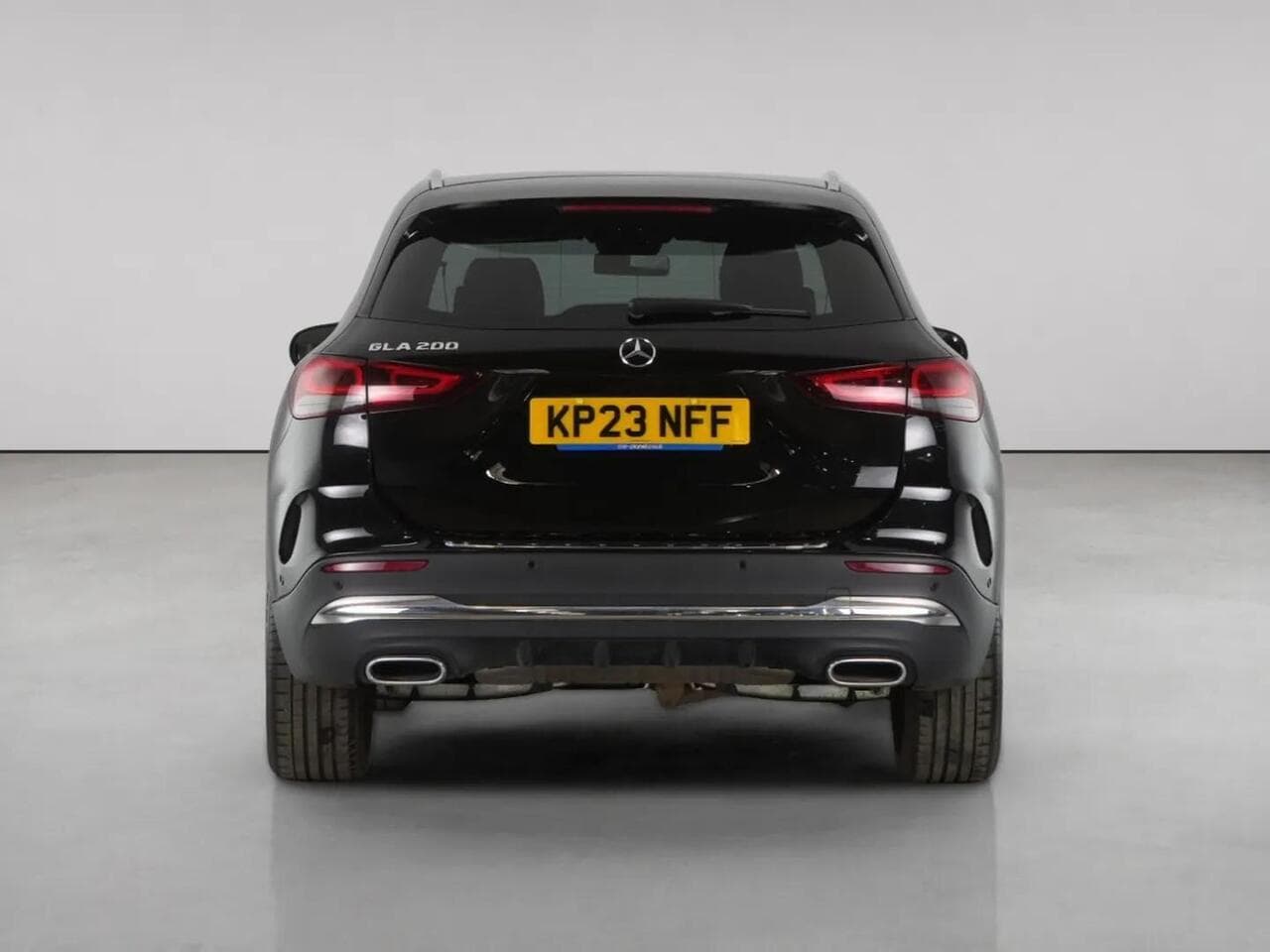 Mercedes-Benz GLA thumbnail Rear