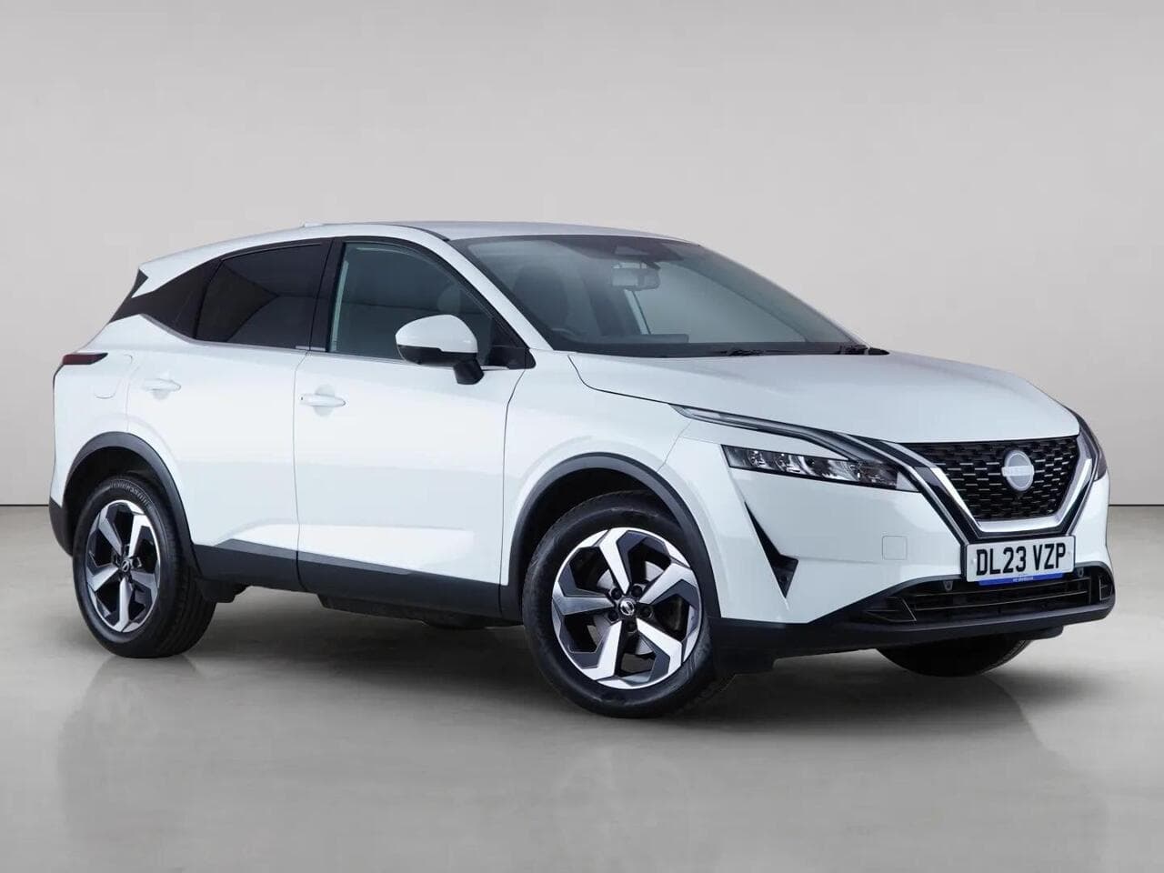 Nissan Qashqai - Nissan Qashqai 1.3 DIG-T MHEV N-Connecta XTRON Euro 6 (s/s) 5dr