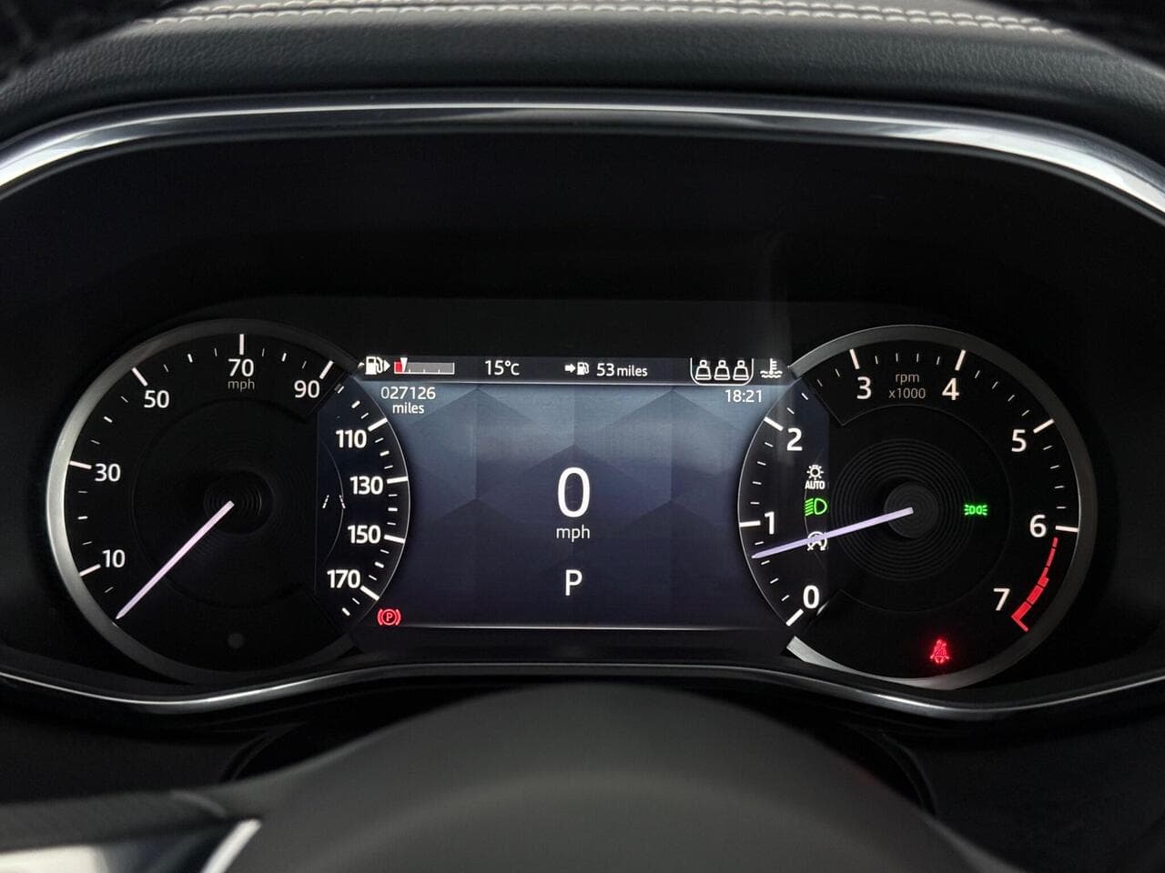 Jaguar F-PACE thumbnail Driver Instruments