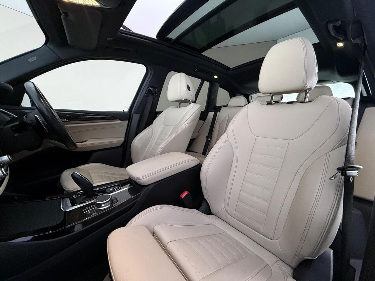 BMW X3 thumbnail Seat Front Passenger