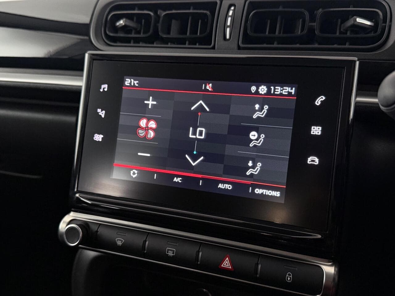 Citroen C3 thumbnail Infotainment System