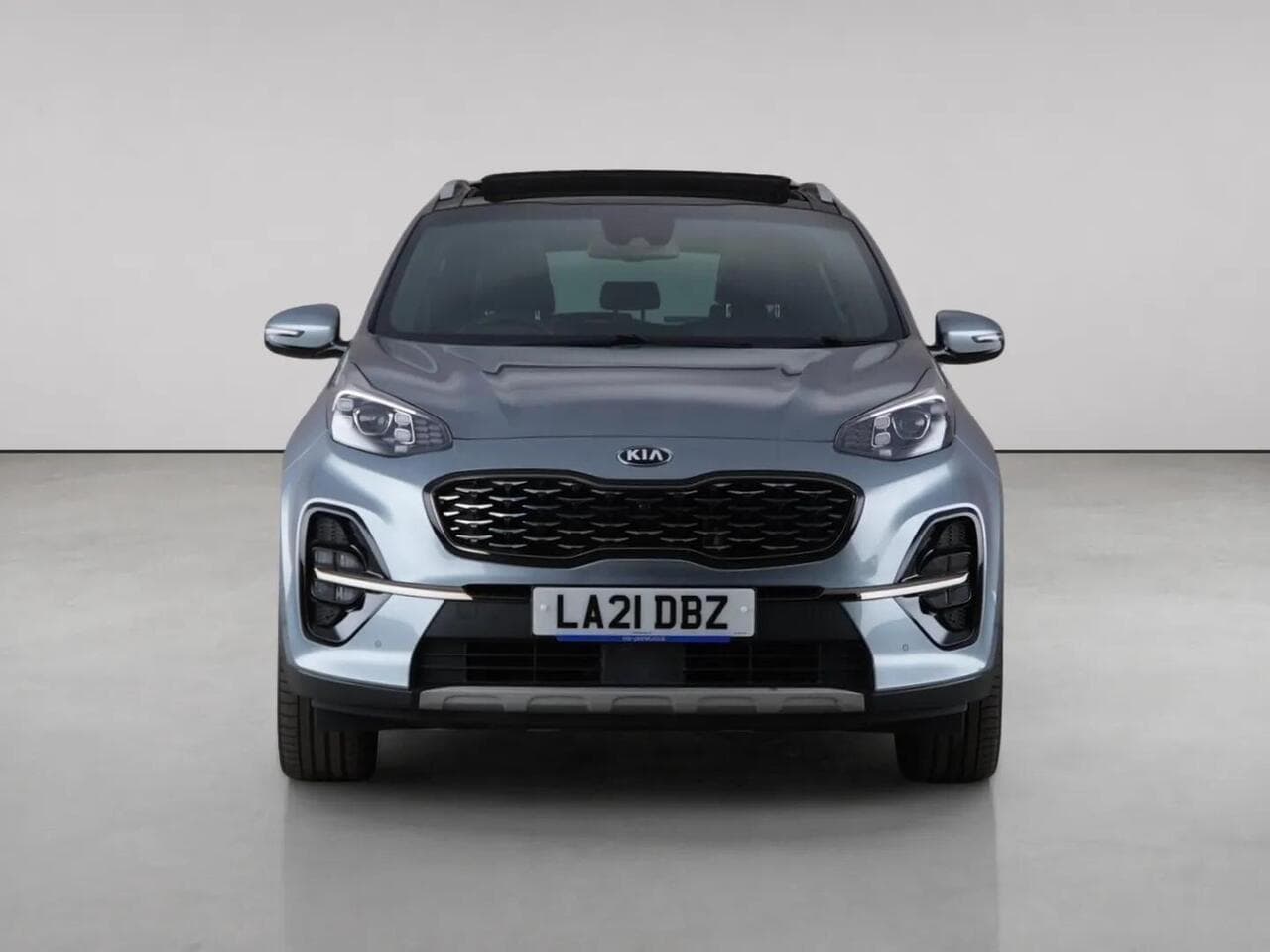 Kia Sportage thumbnail Front