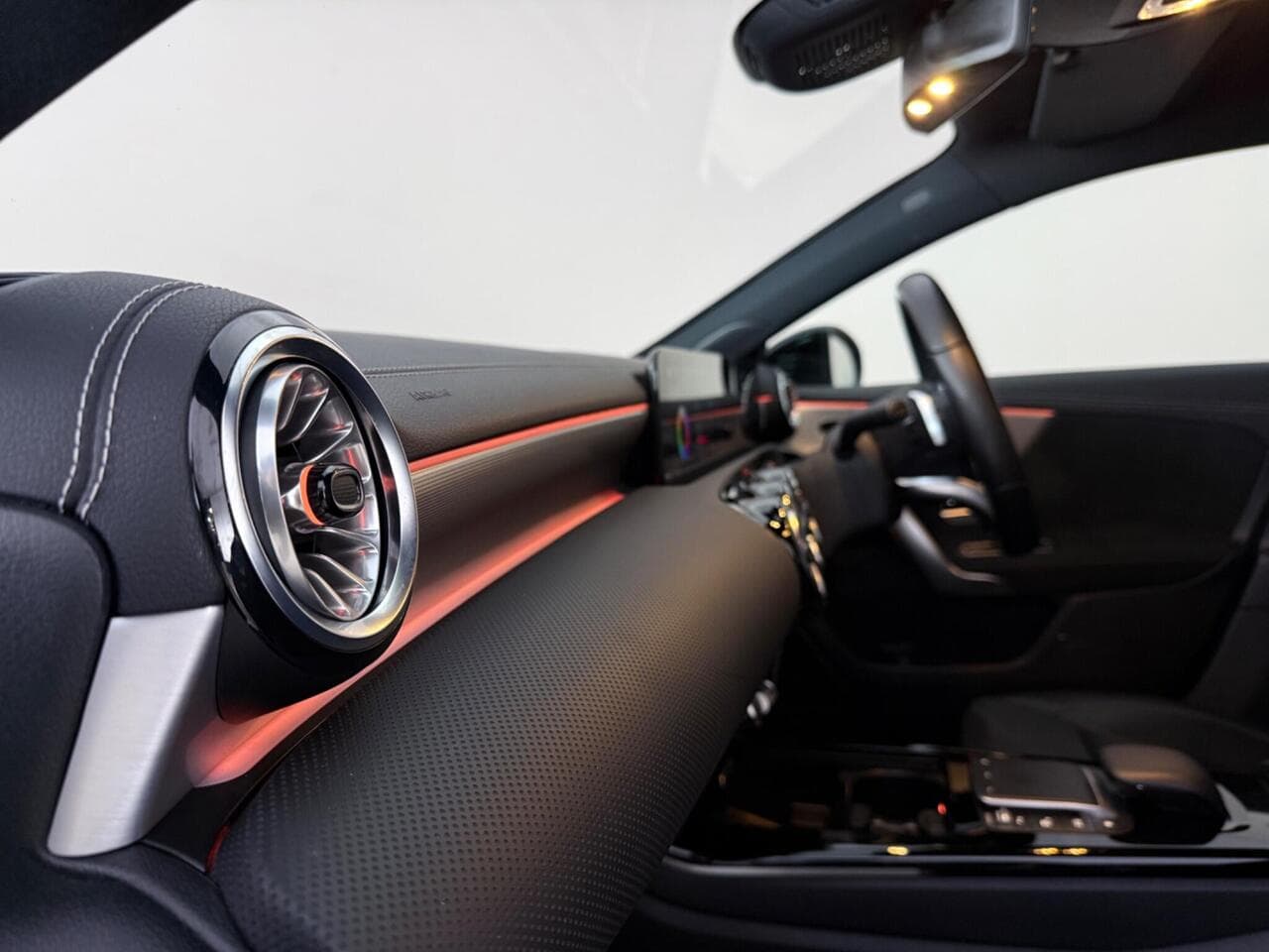 Mercedes-Benz A Class thumbnail Interior Front