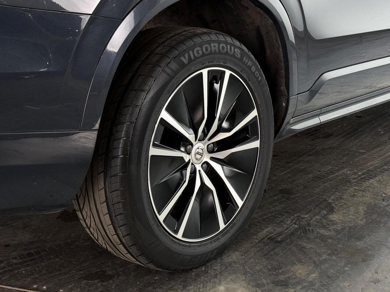 Volvo XC90 thumbnail Wheel