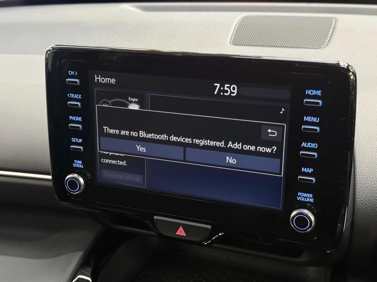 Toyota Yaris Cross thumbnail Infotainment System