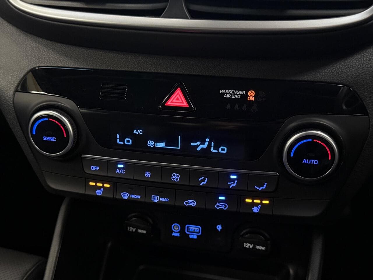 Hyundai TUCSON thumbnail Misc Controls