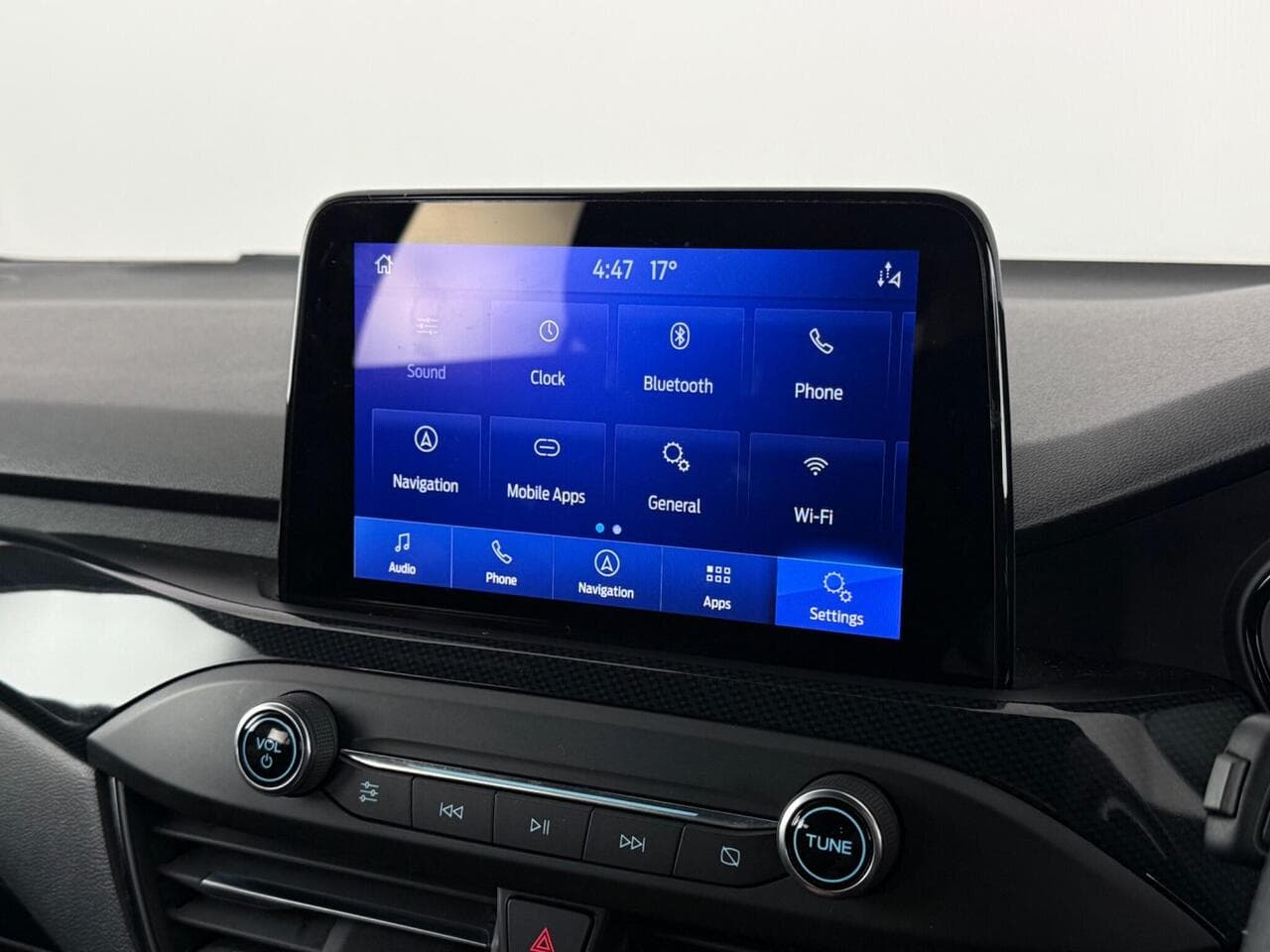 Ford Focus thumbnail Infotainment System